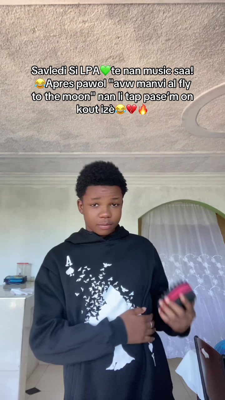 @𝐍𝐎𝐓 𝐒𝐏𝐘🛸🎭