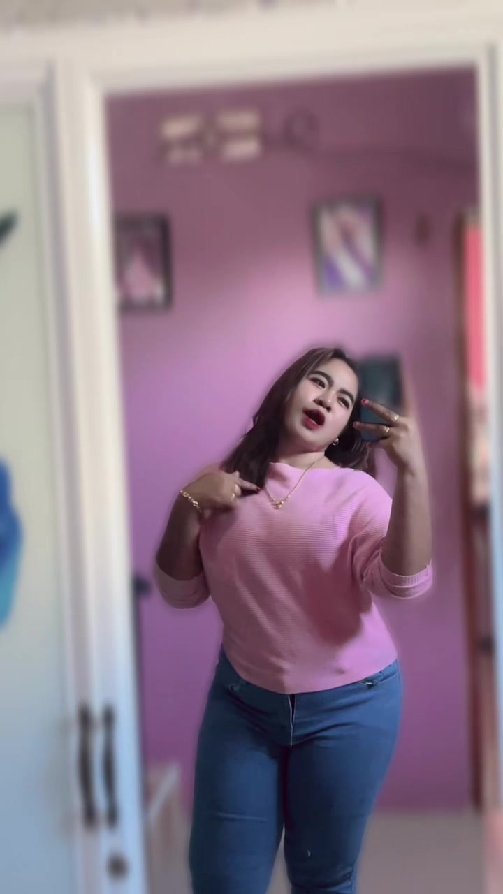 @eliyana 💜💋
