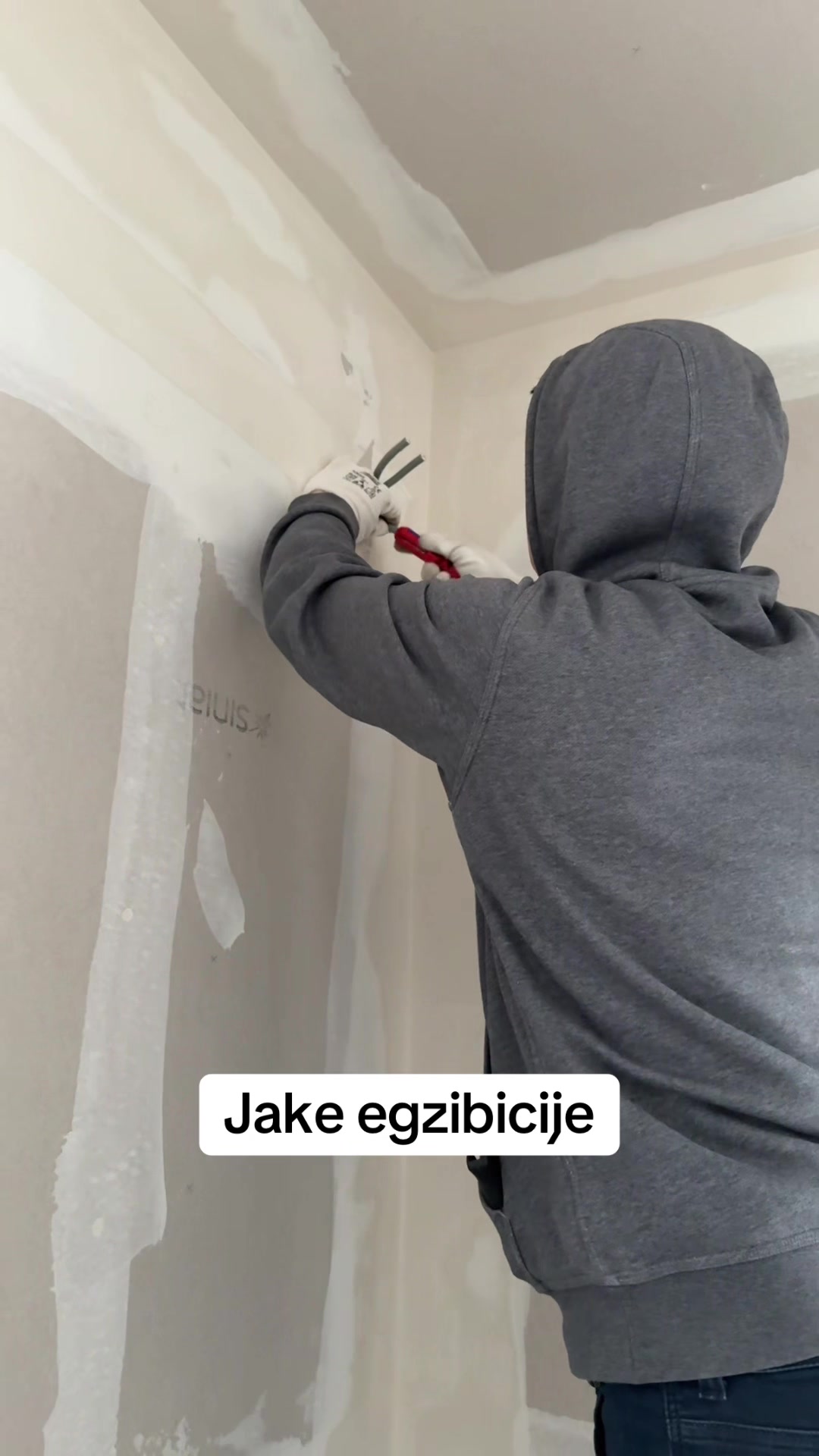 @Maksim Električar