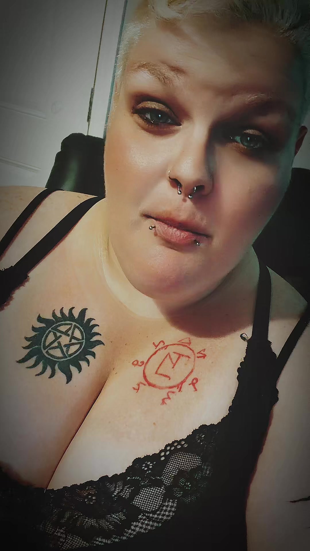 @🖤 ℌ𝔞𝔲𝔫𝔱𝔢𝔡𝔈𝔪𝔟𝔯𝔞𝔠𝔢