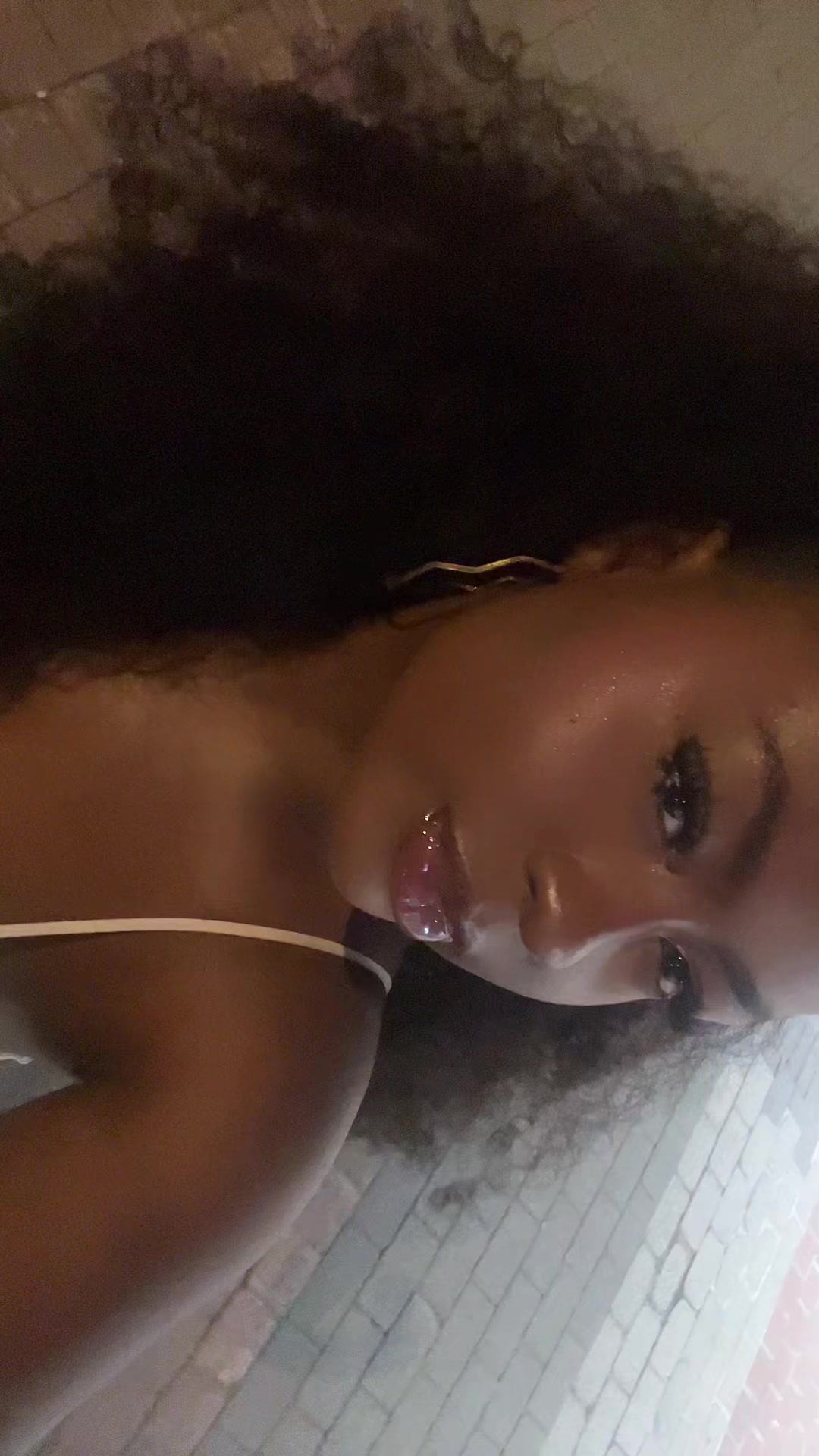 @t