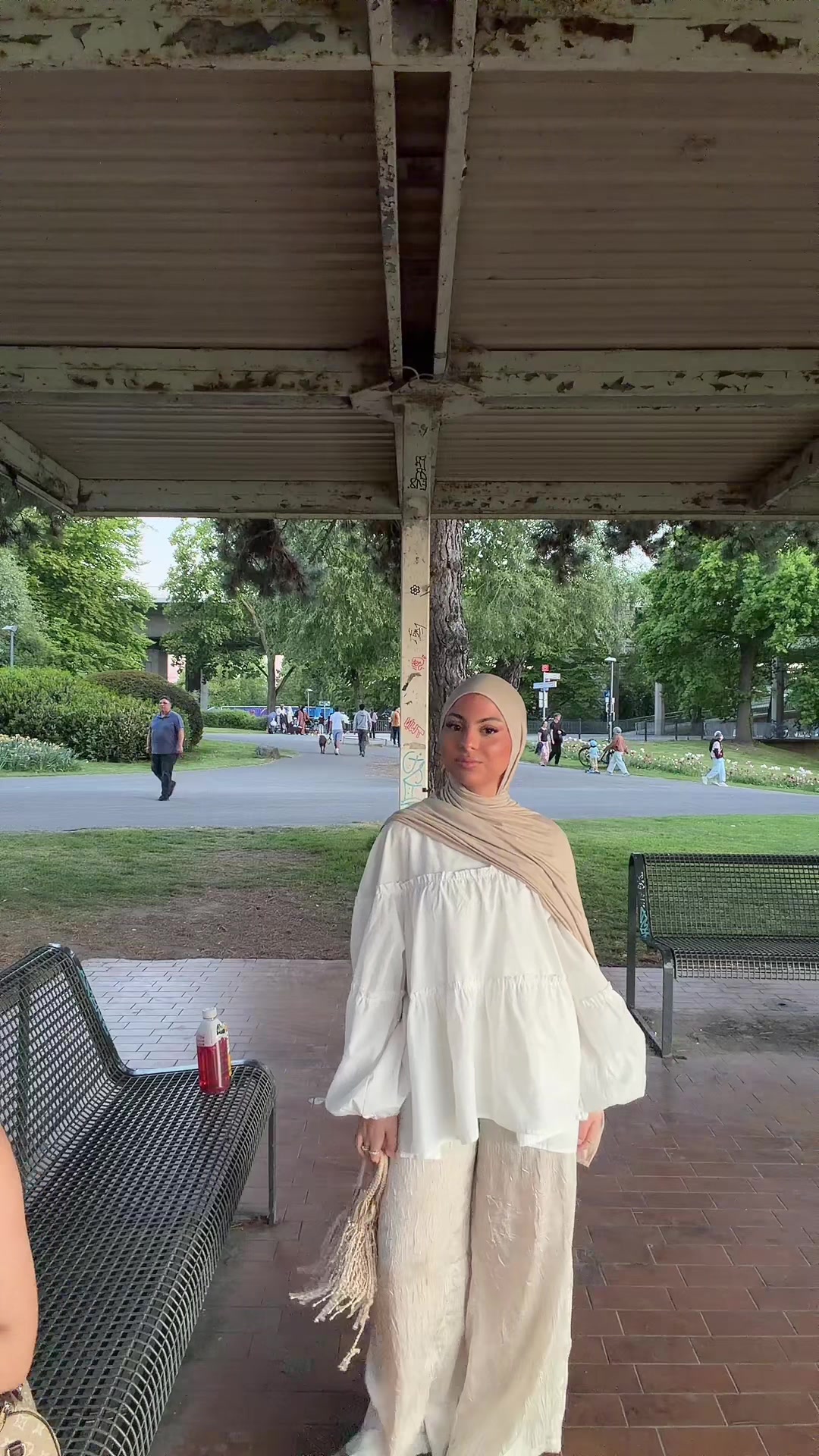 @س