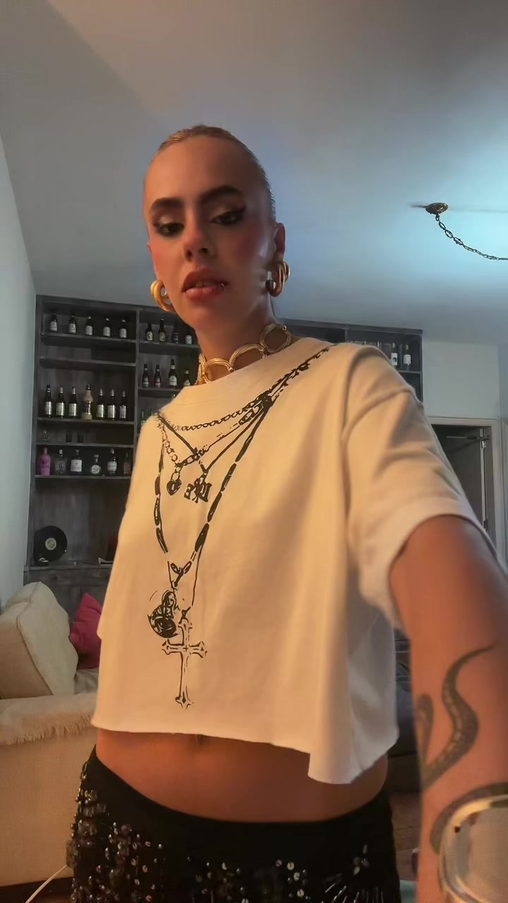 @analuiza