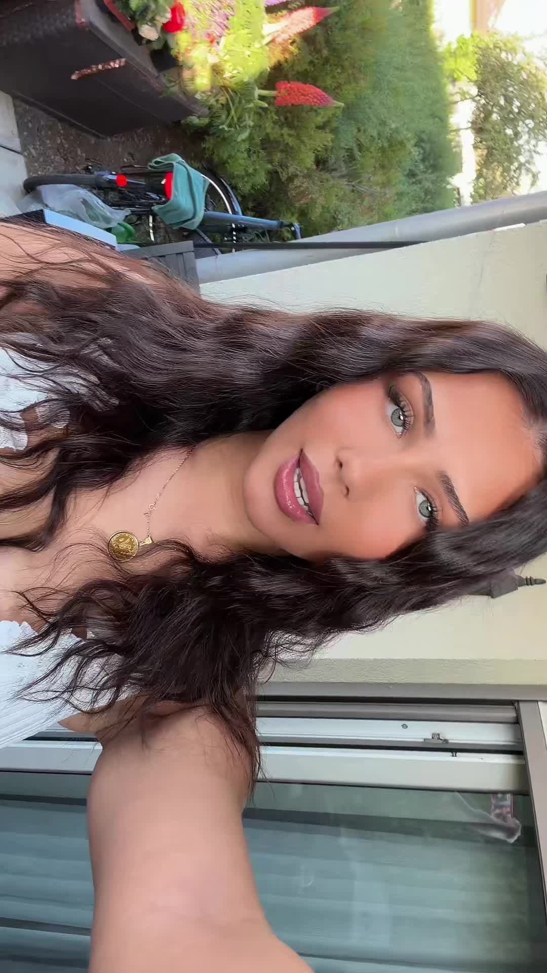 @elina