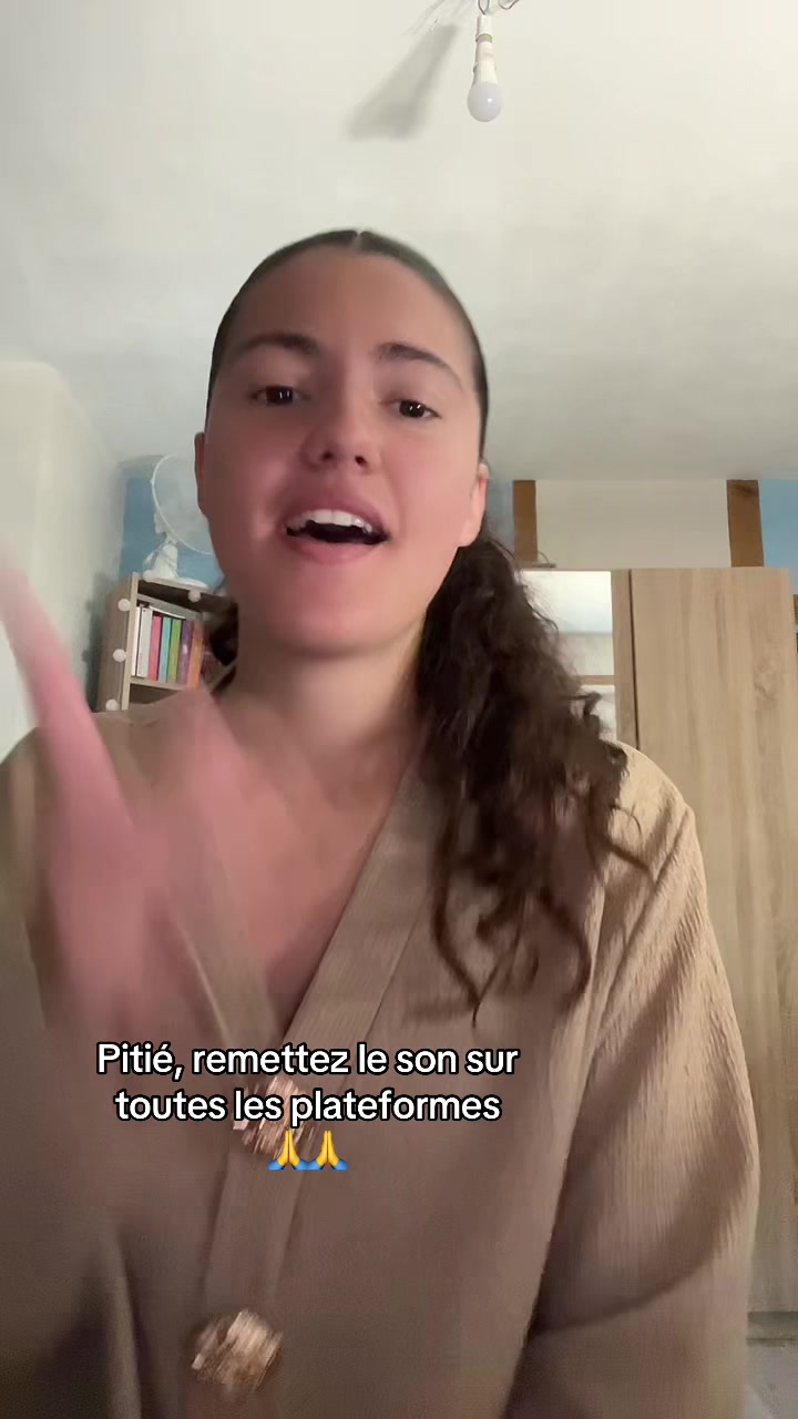@C&eacute;lia