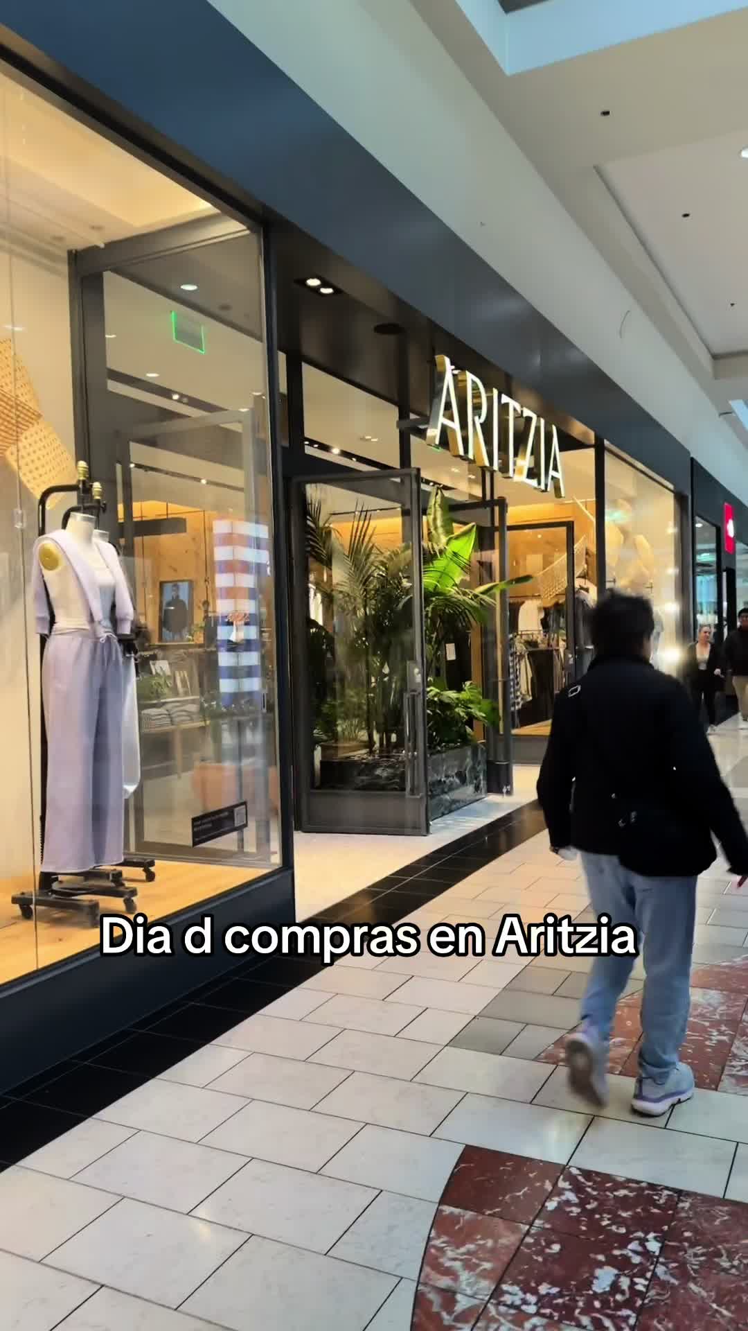 @Candela y la Daniella