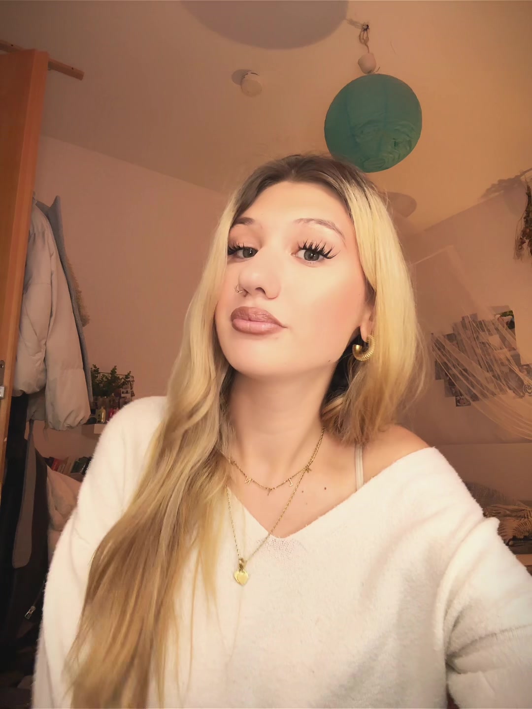 @alineefz.08