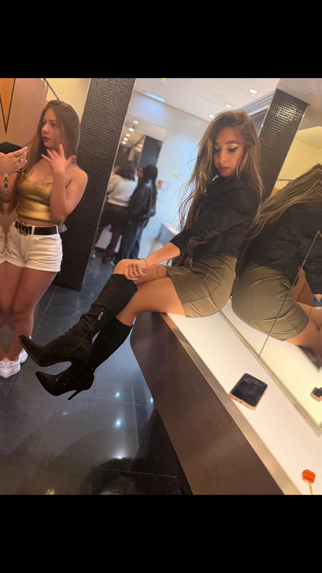 @Lisandra_17
