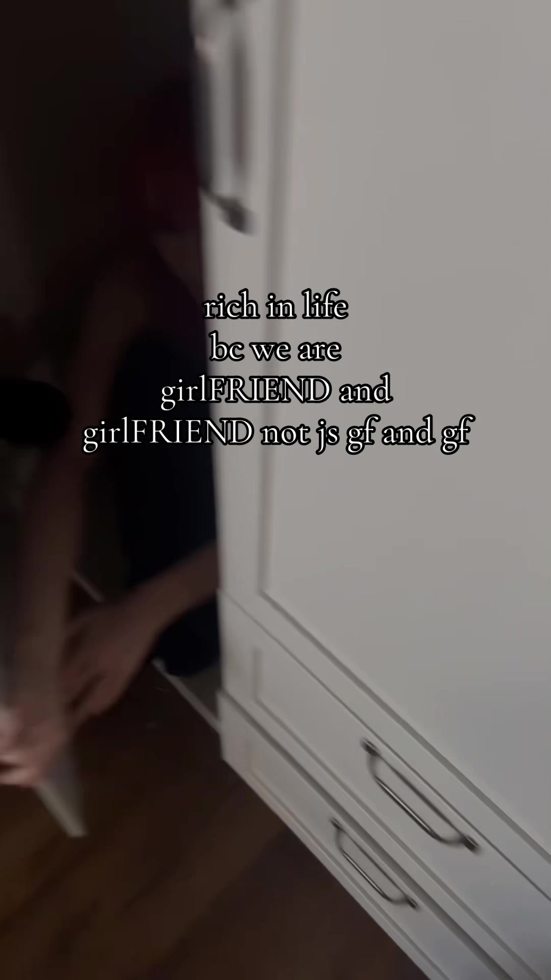 @angela⚰️