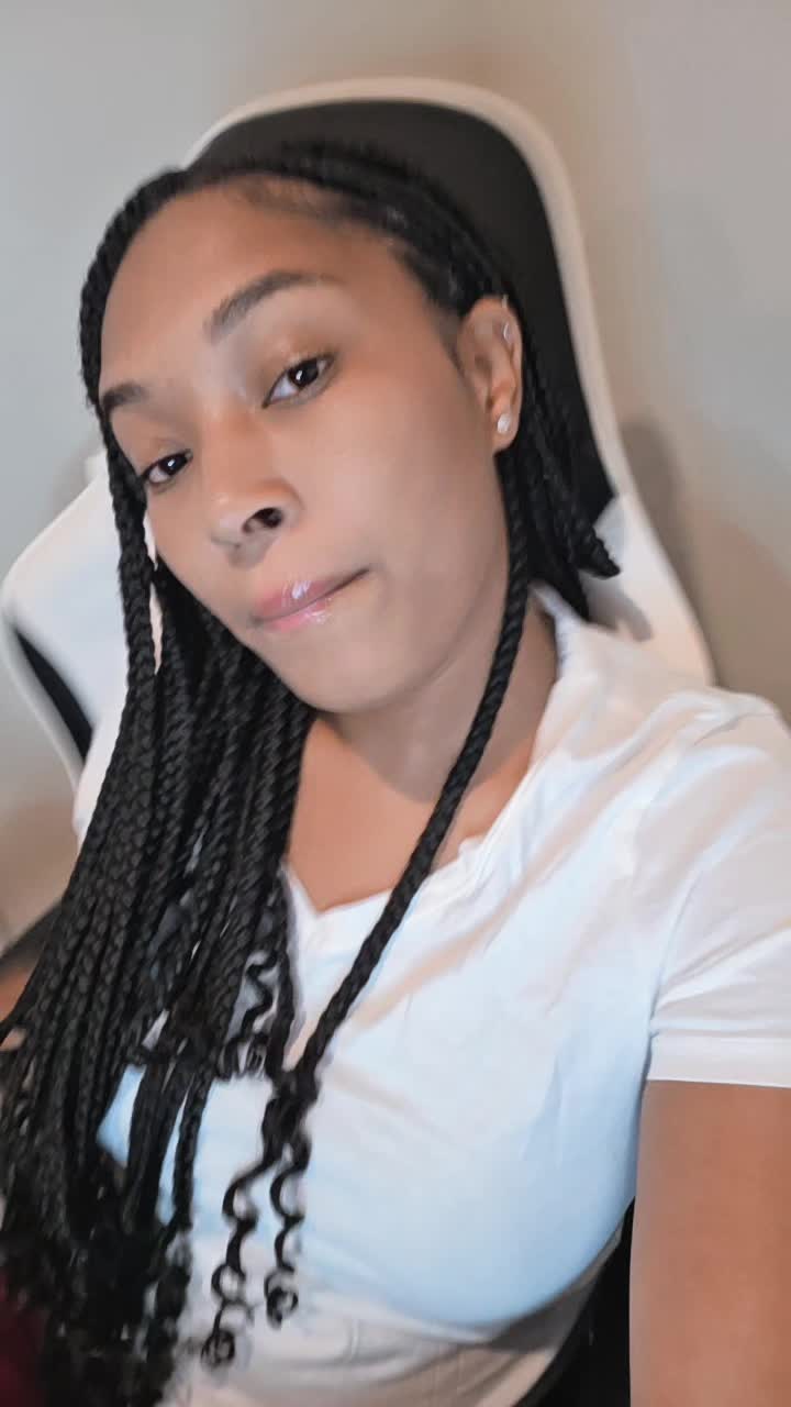 @Auribabyy