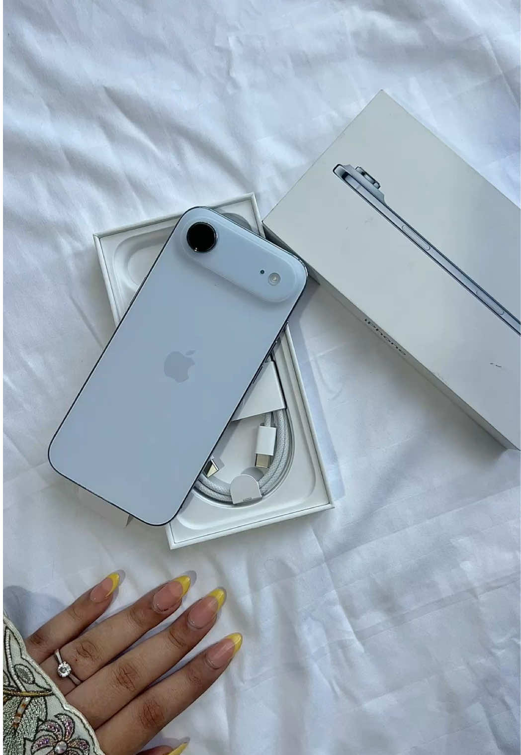 @Coin Apple Officiel