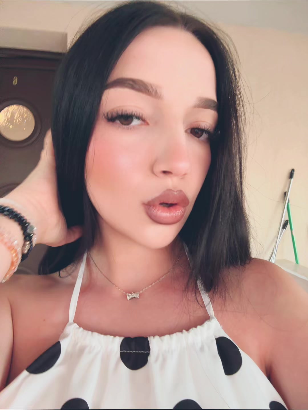 @Тара