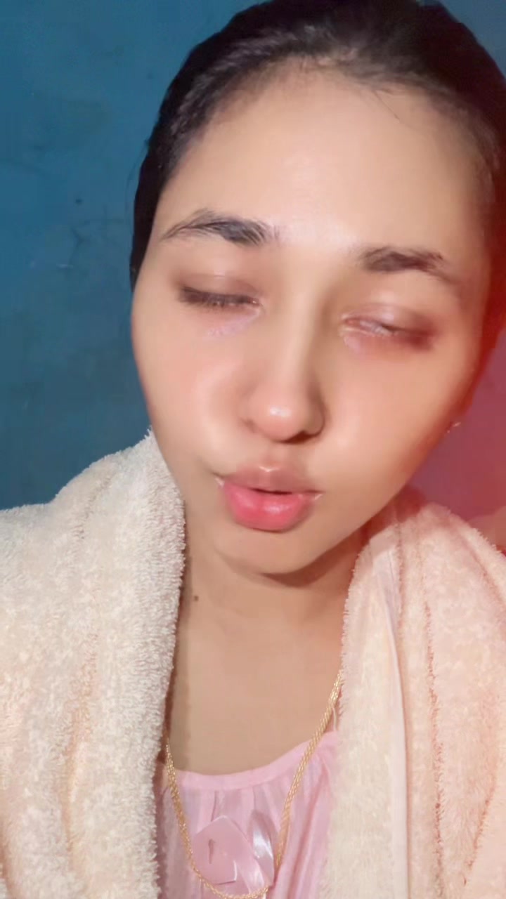 @🧿Anisha Ani💔