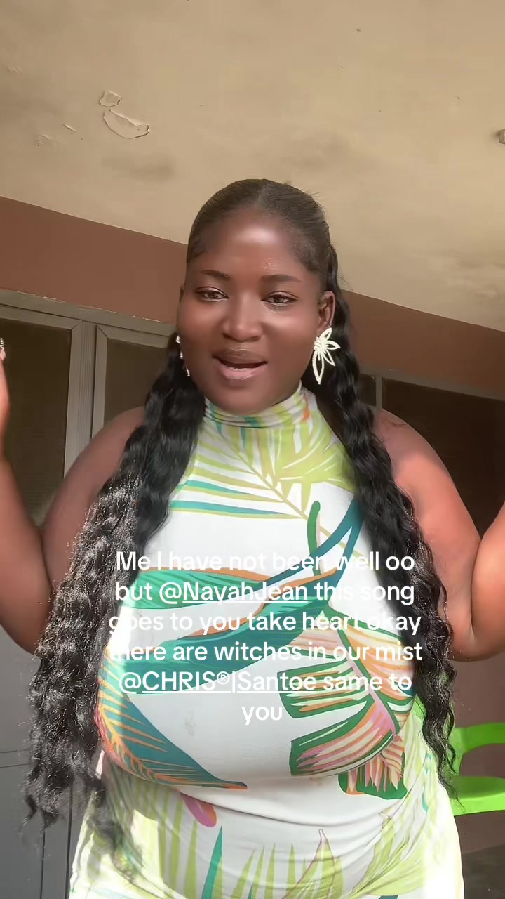 @❤️🩹AfiaHourglass chrizzard💕