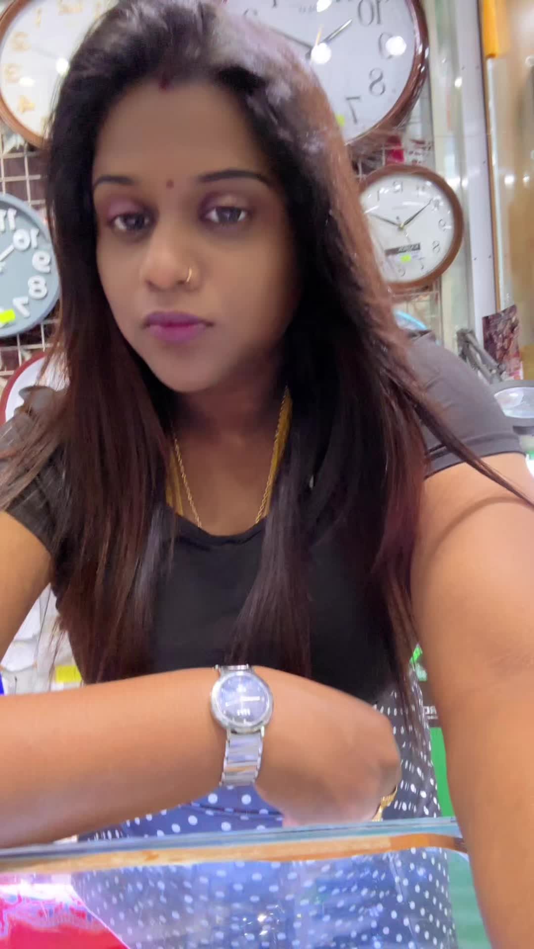 @🦍பேரரசி பன்னீர் செல்வம்🖤