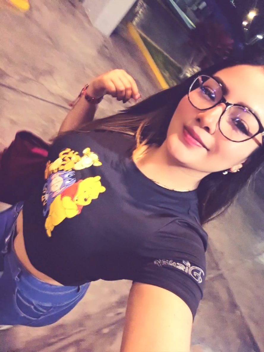 @karinaflores13