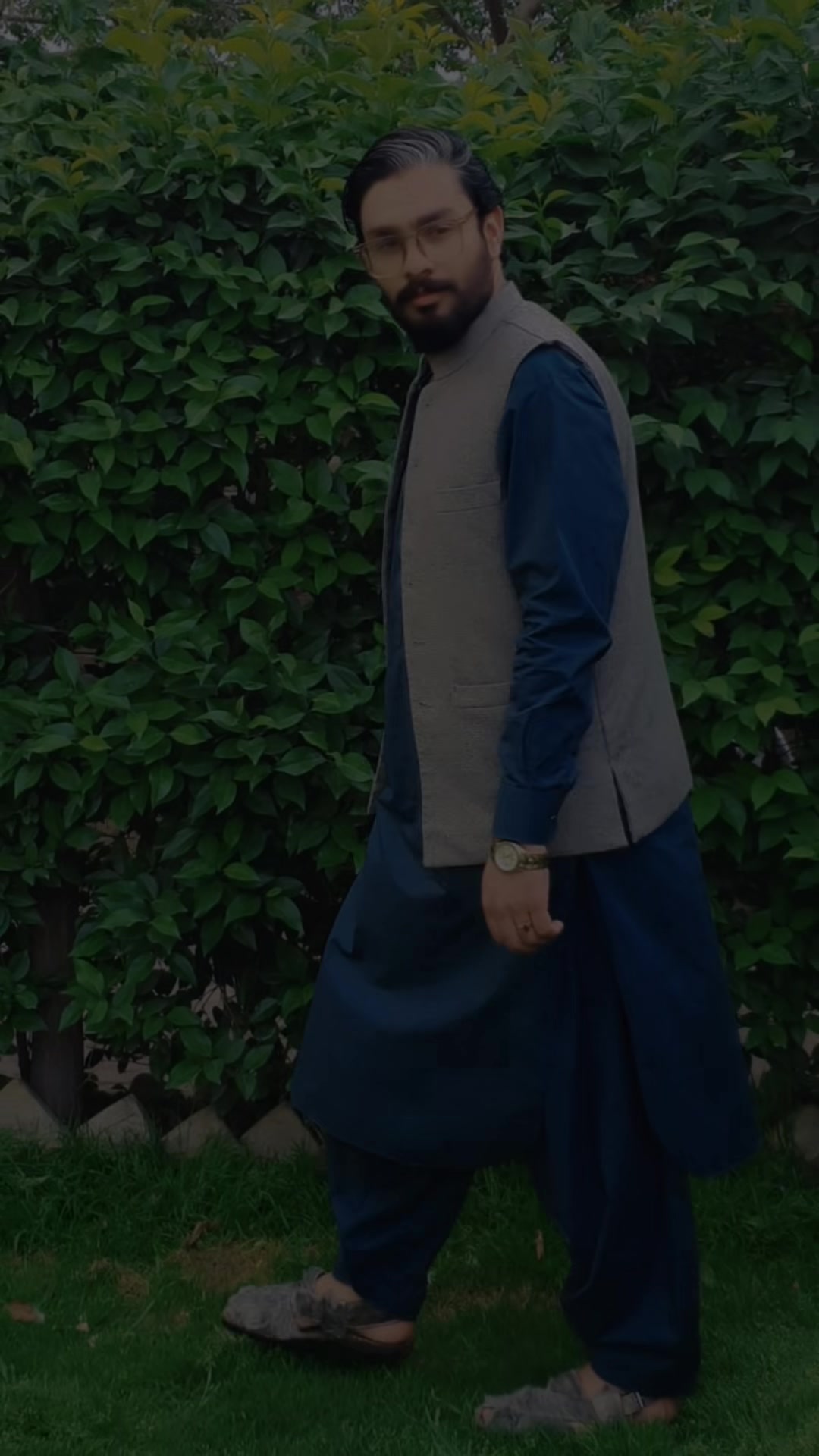 @(__سلمان مغل__ )