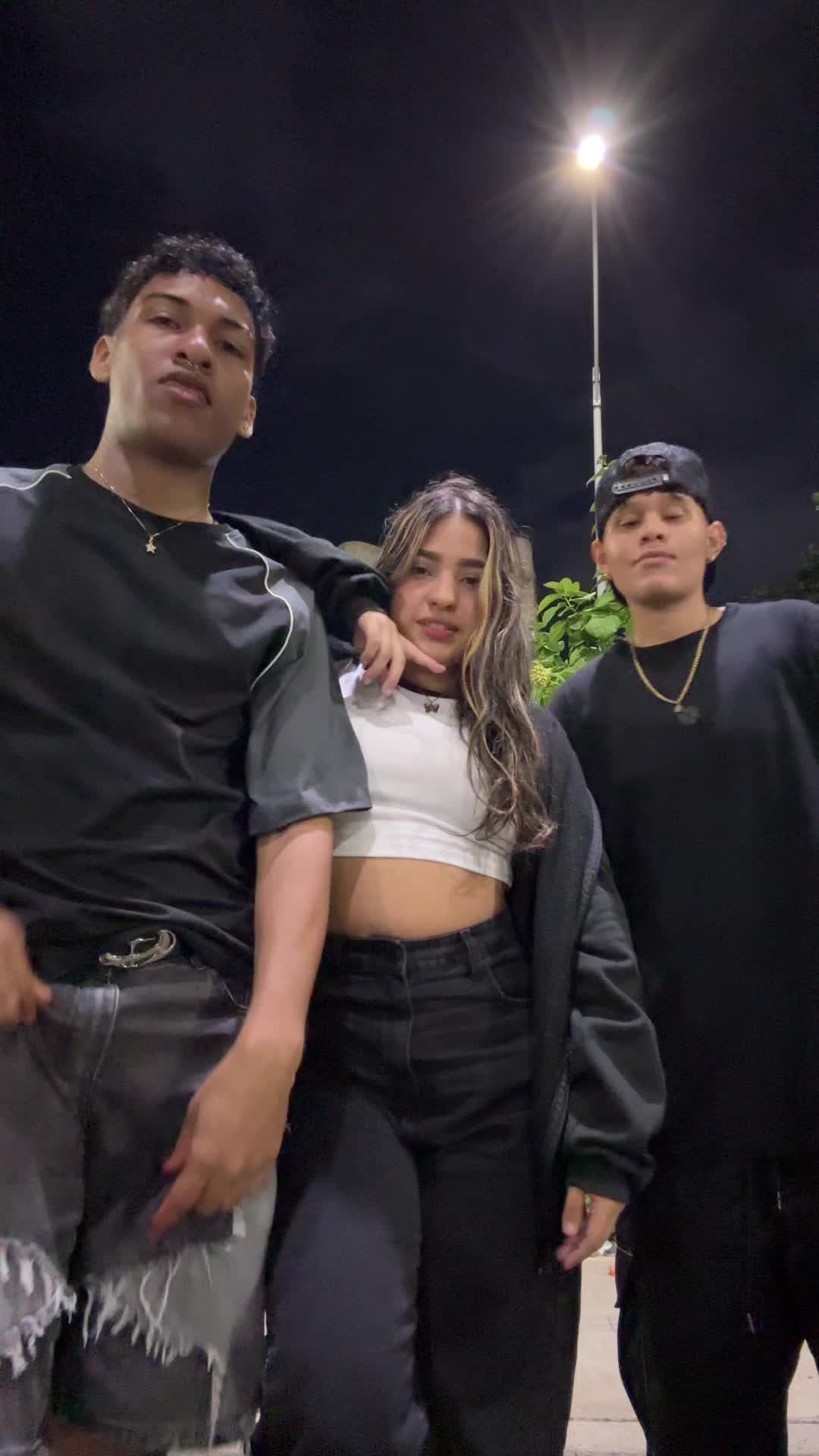 @whoistino