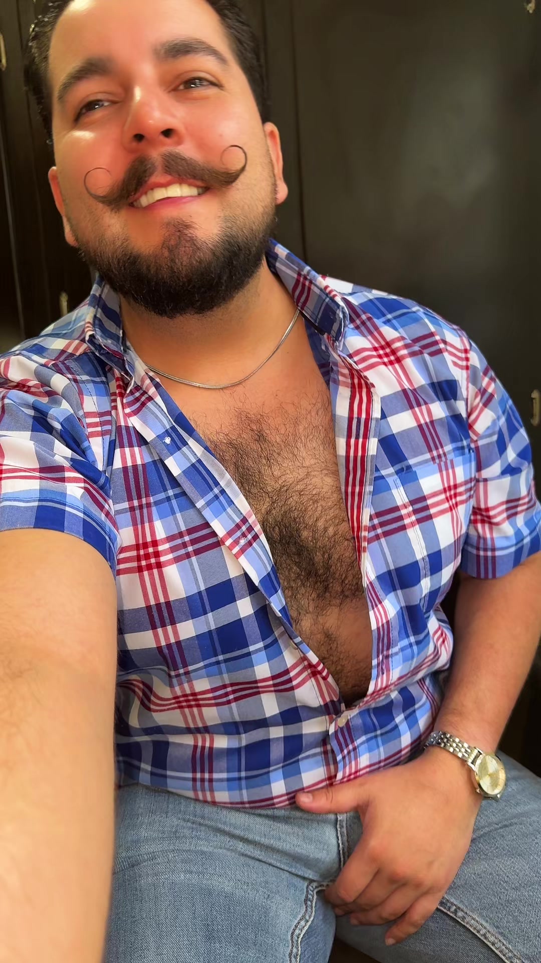 @elbigotoso