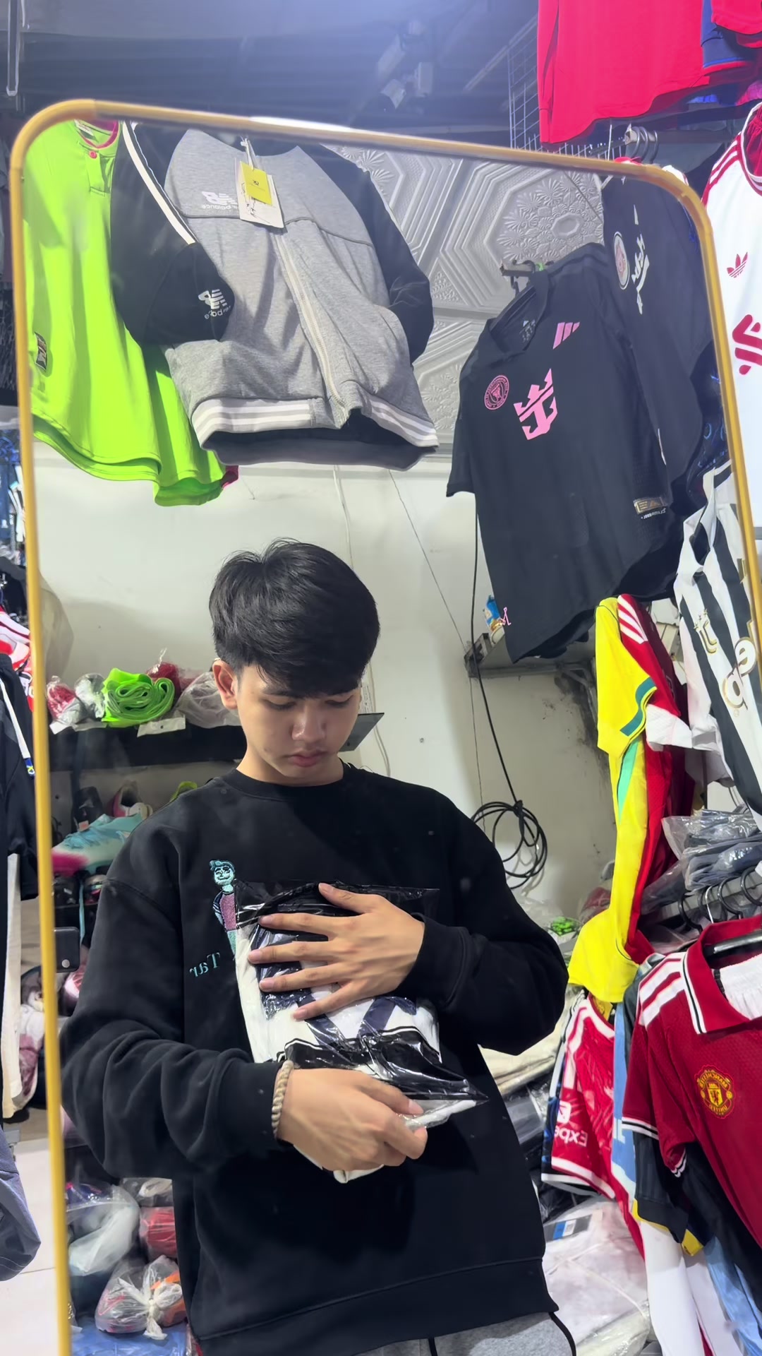 @FB:Phisidxay Jtp 🛍️