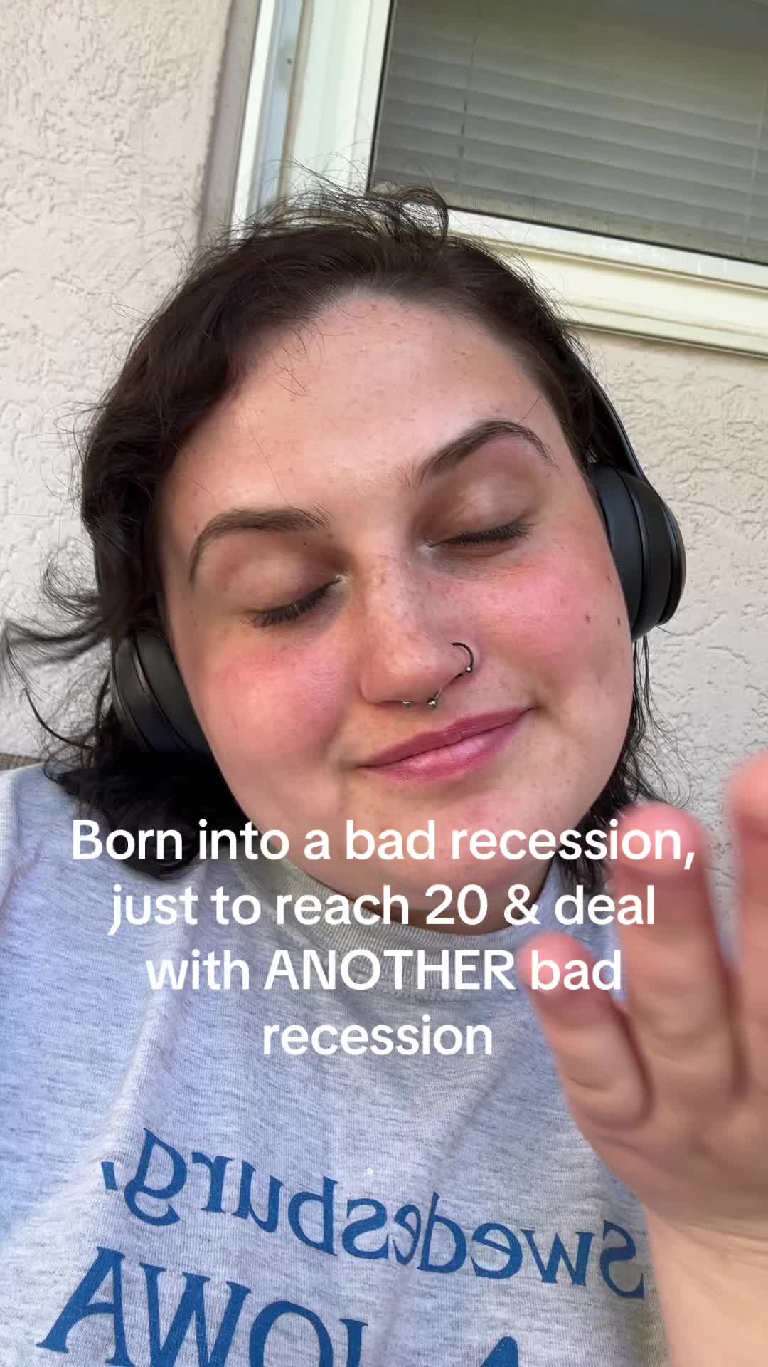 @😶&zwj;🌫️