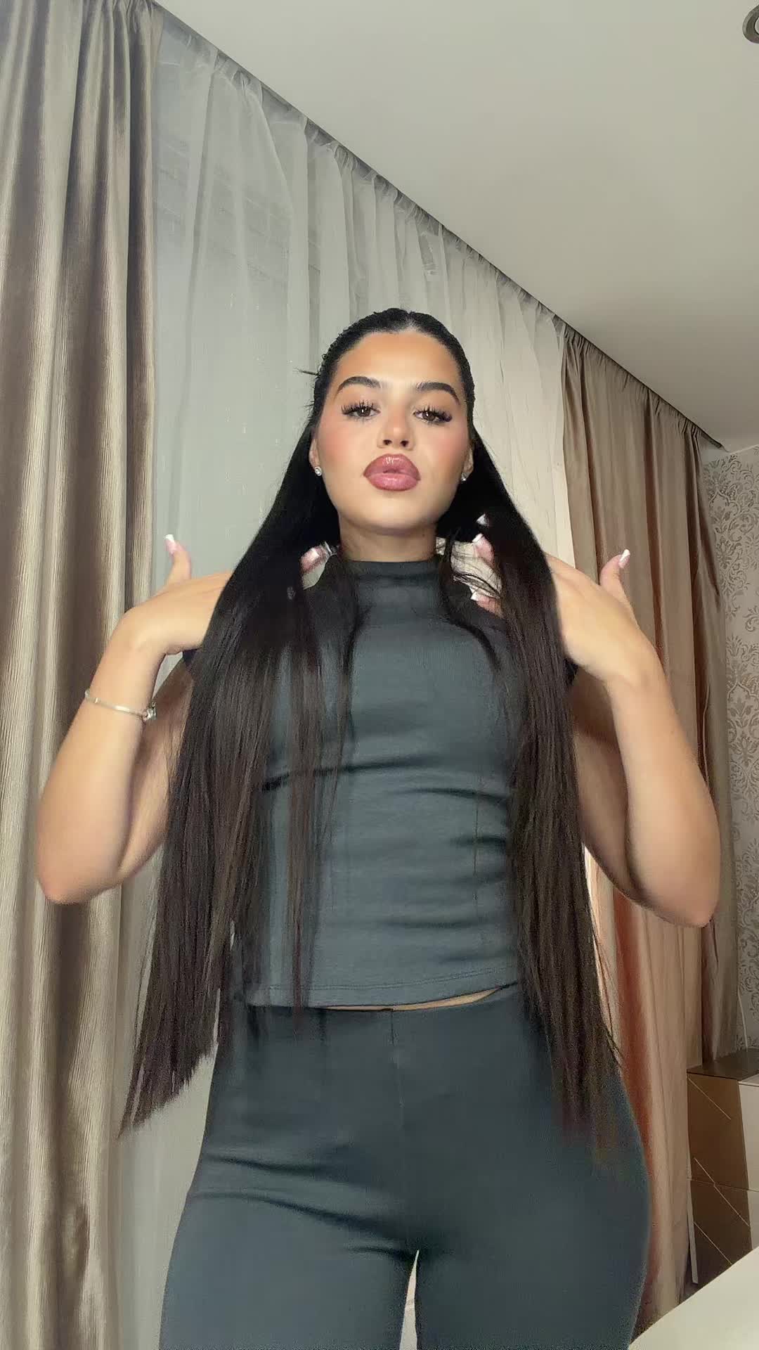 @𝐿𝑒𝑖𝑙𝑎