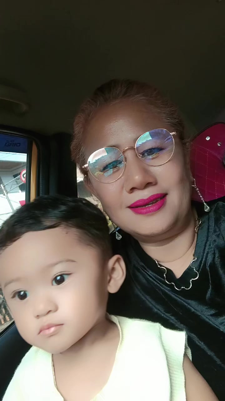@Esna janda cantik  ✨🥰