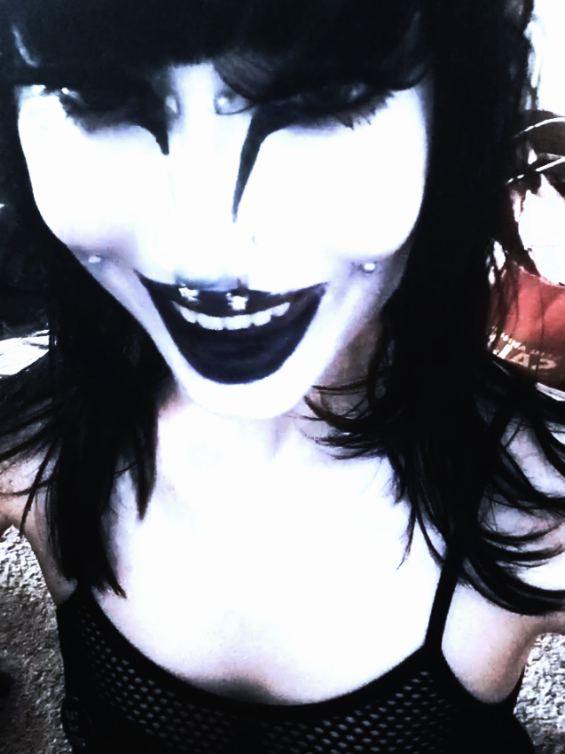 @lexi 🕸🖤