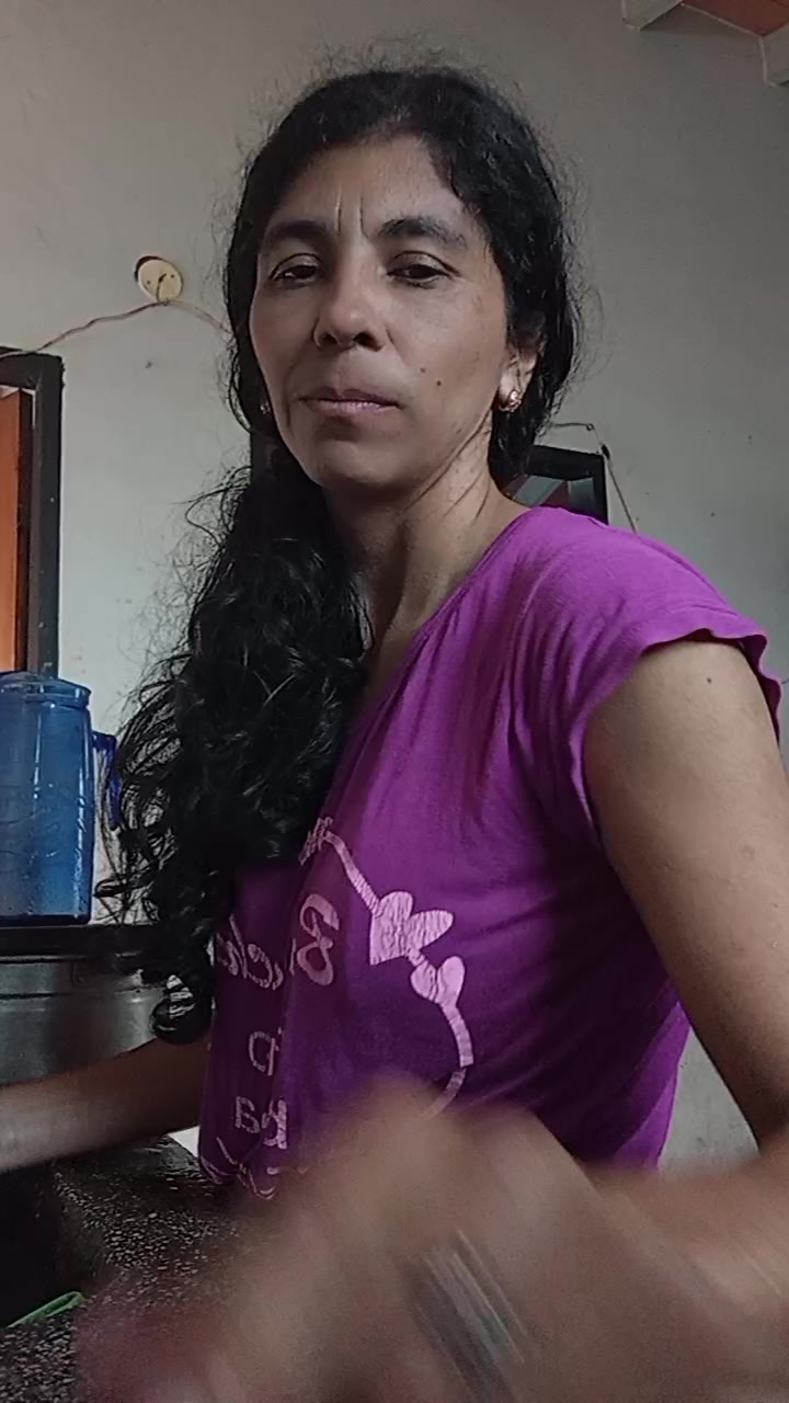@👑la reina del pueblo🎱