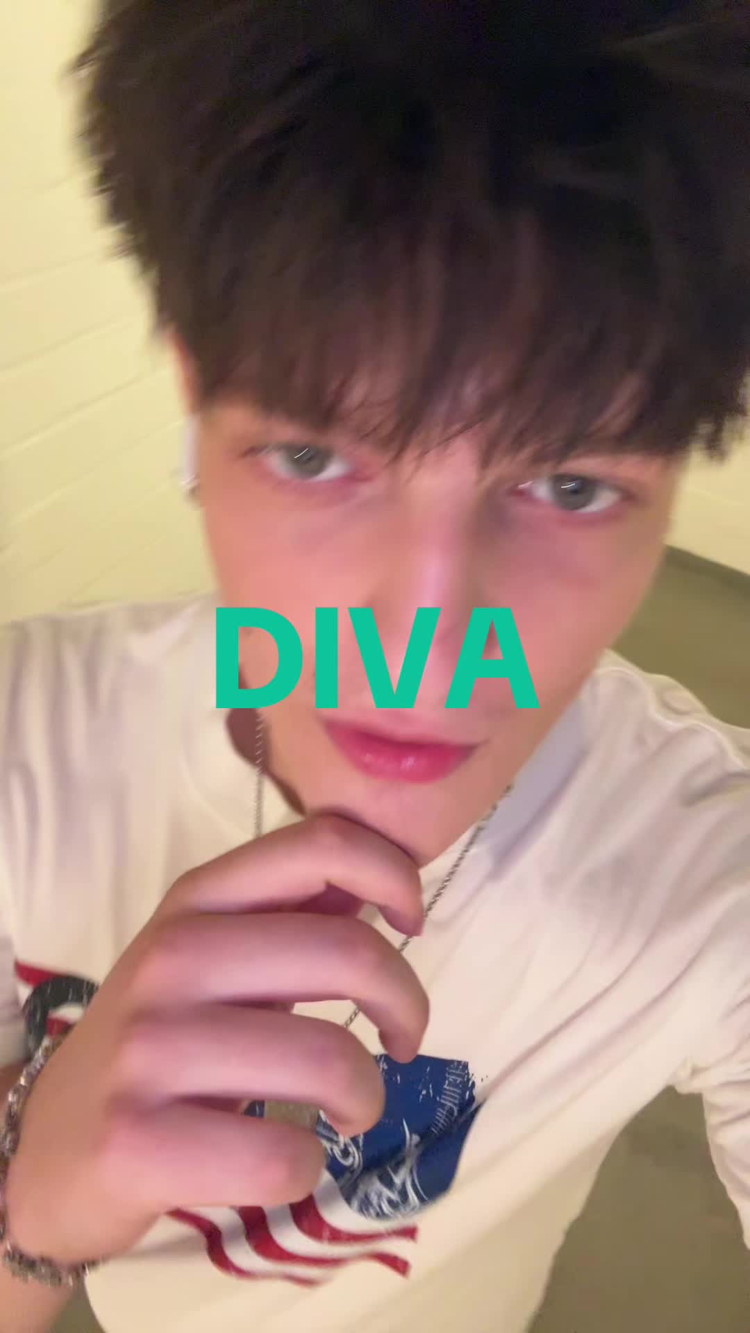 @🤢