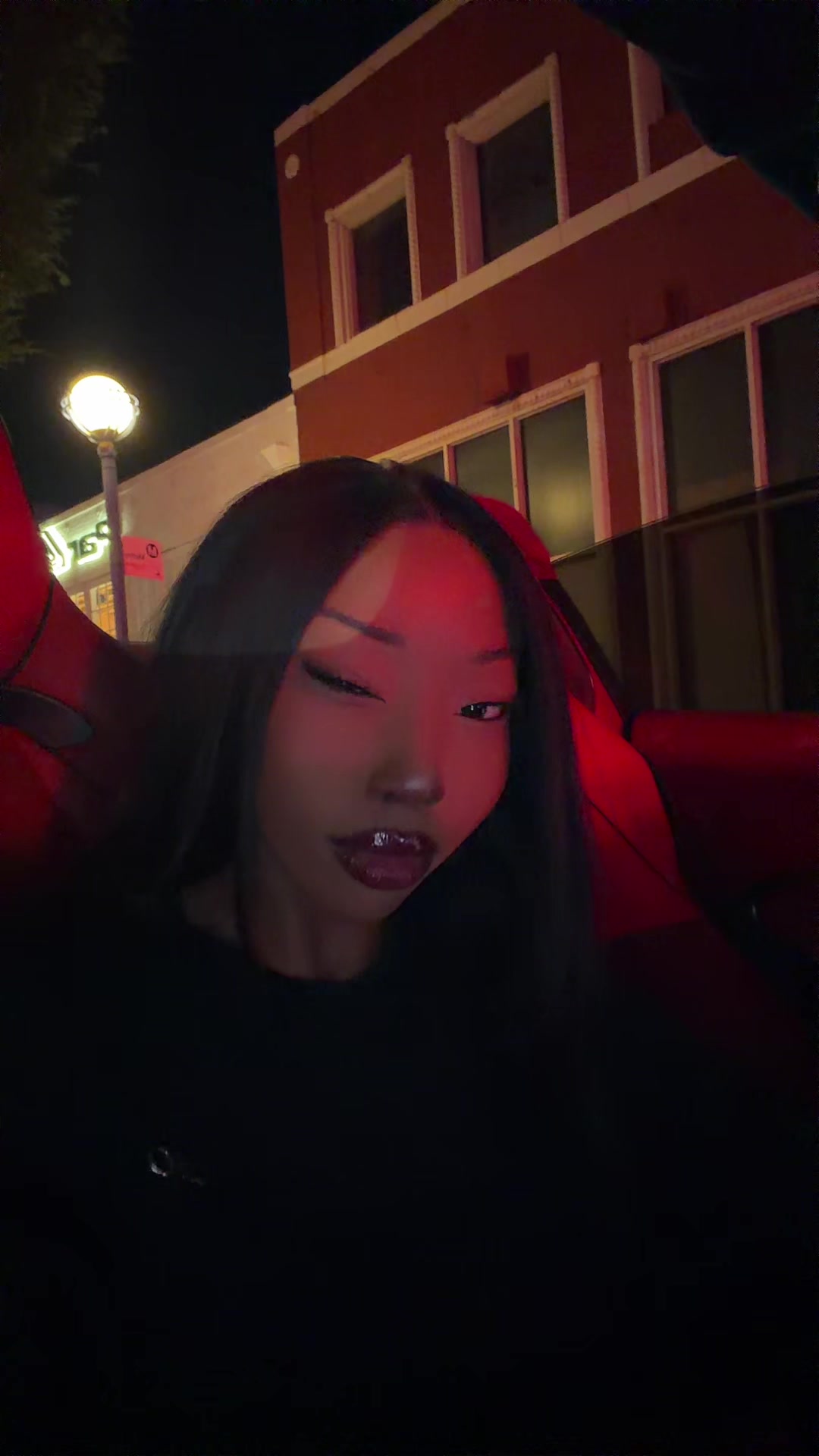 @monraehou