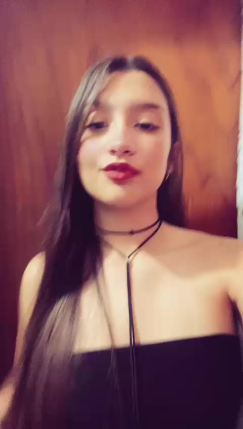 @lola