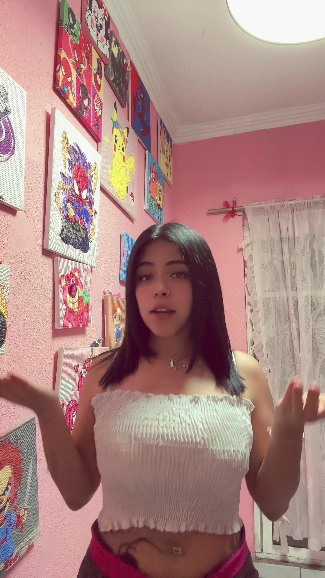 @👧🏽🫧✨