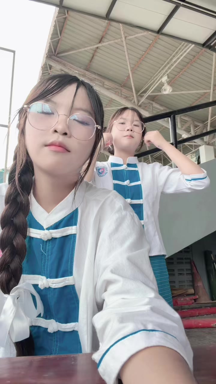 @ลงคลิปจนกว่าจะดัง