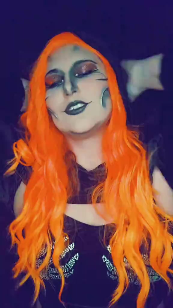 @stinafoxy