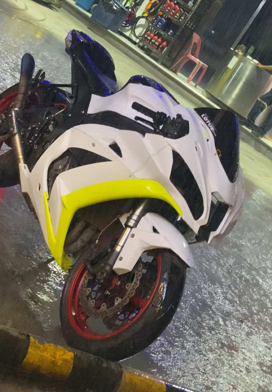 @EYKERS MOTO