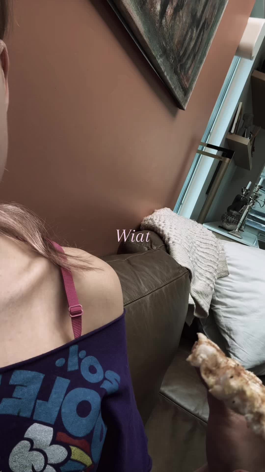 @🐷