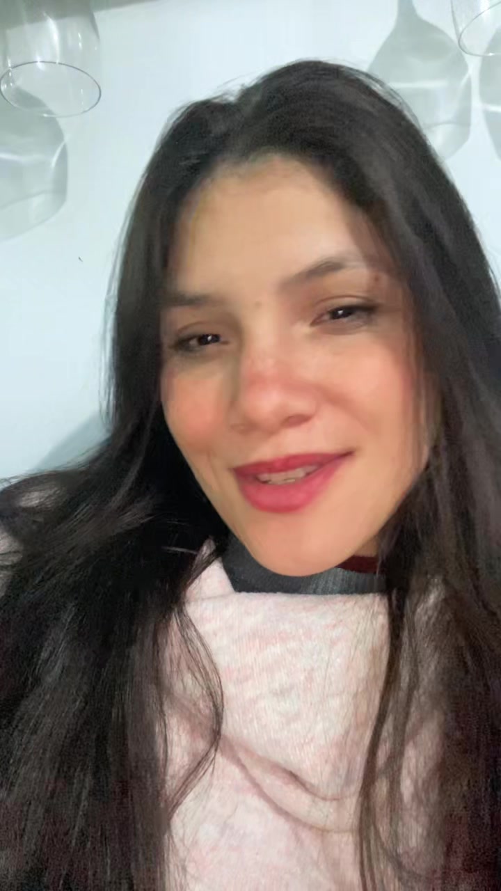 @Correa correa🍓💙❣️✨