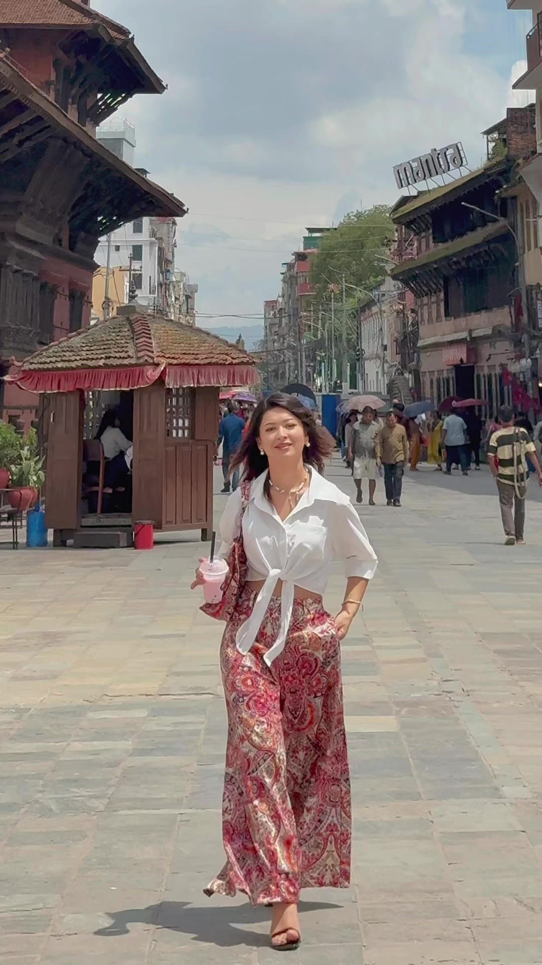 @Dipa shahi 🕊️