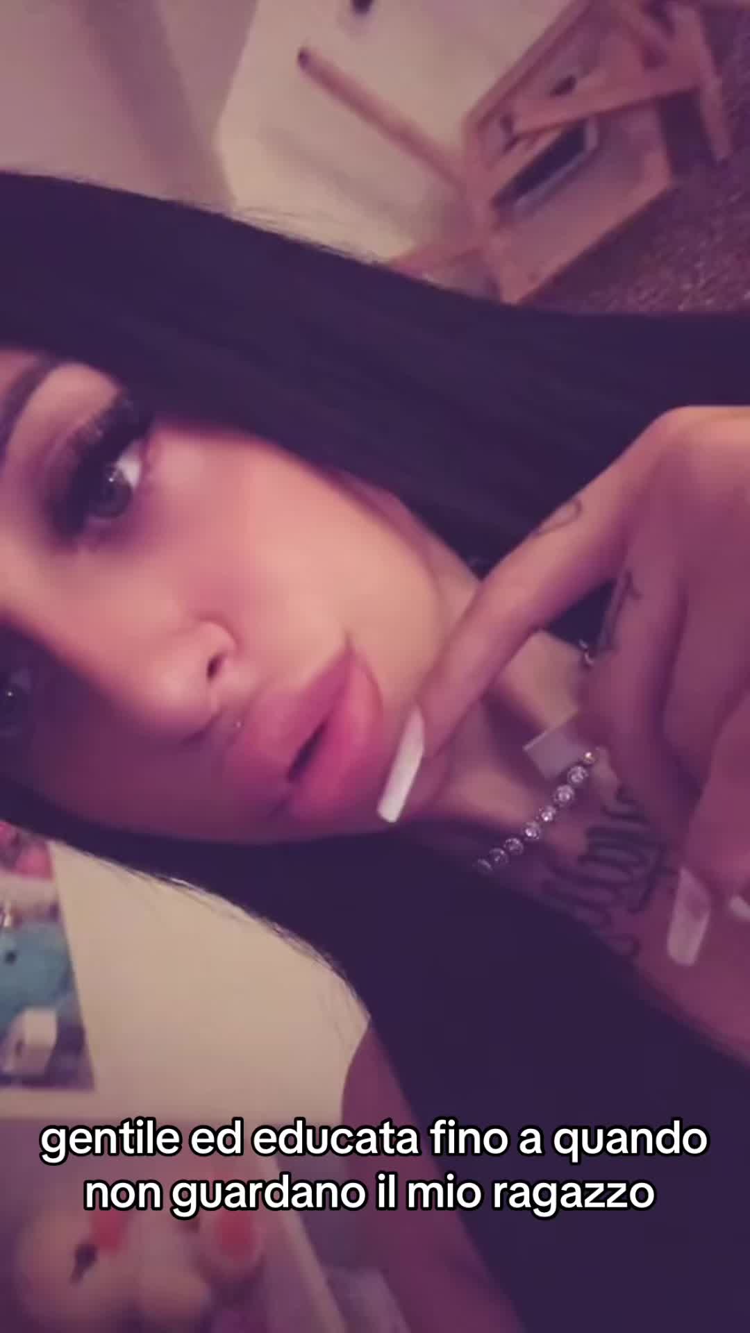 @🖤 𝓫𝓻𝓪𝓽𝔃