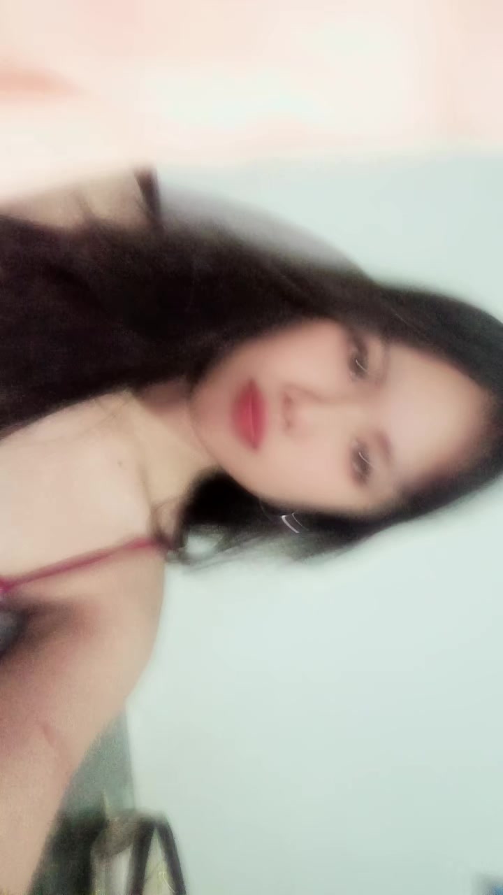 @momaii