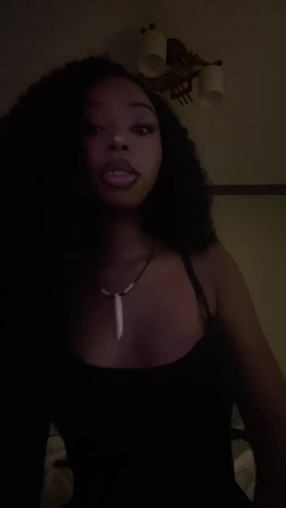 @αℓιѕнα 🧛🏿