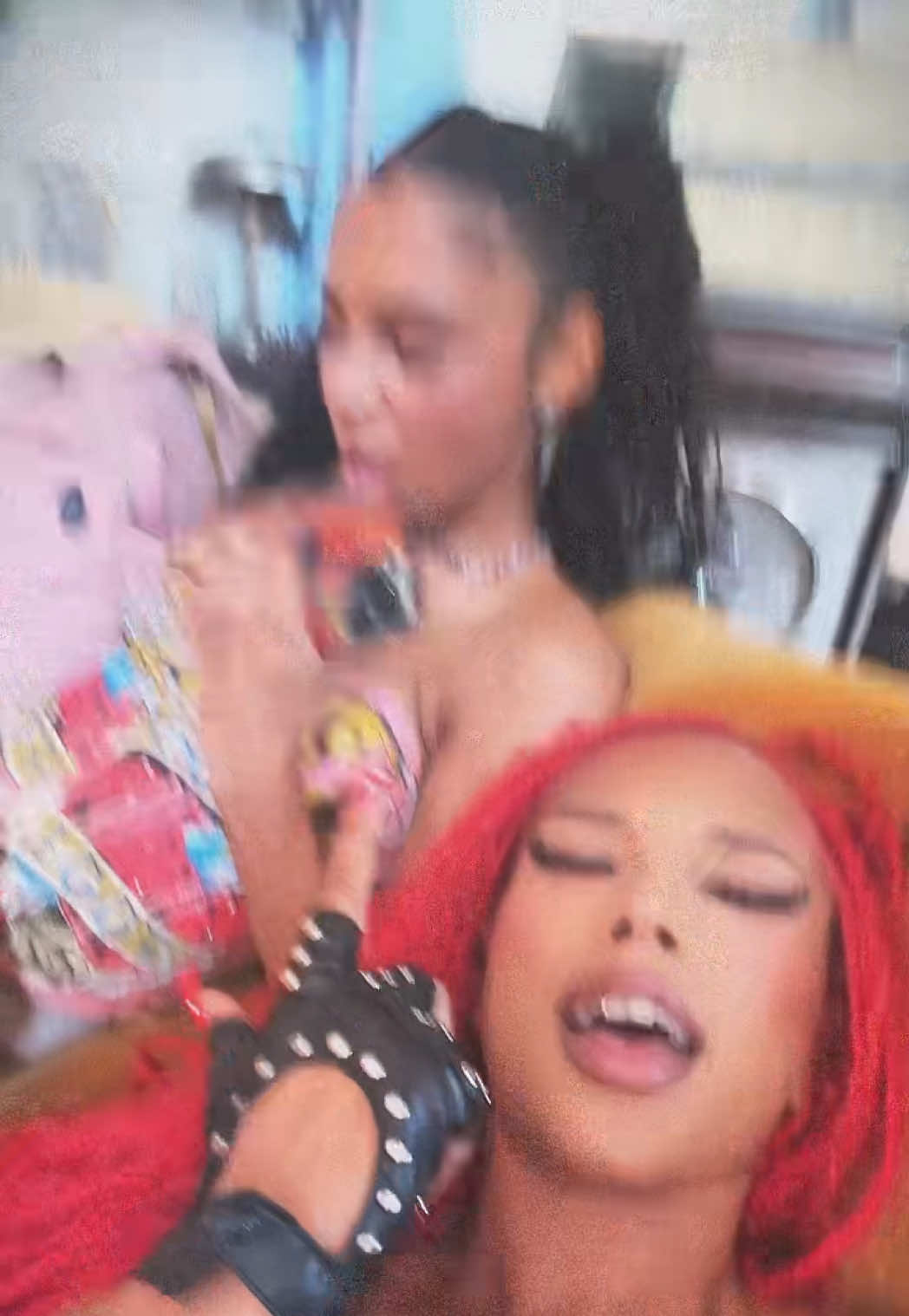 @queenshit