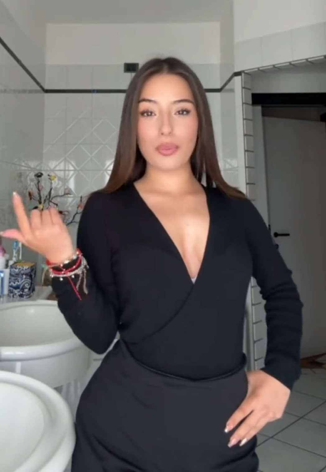 @Angie 🎀