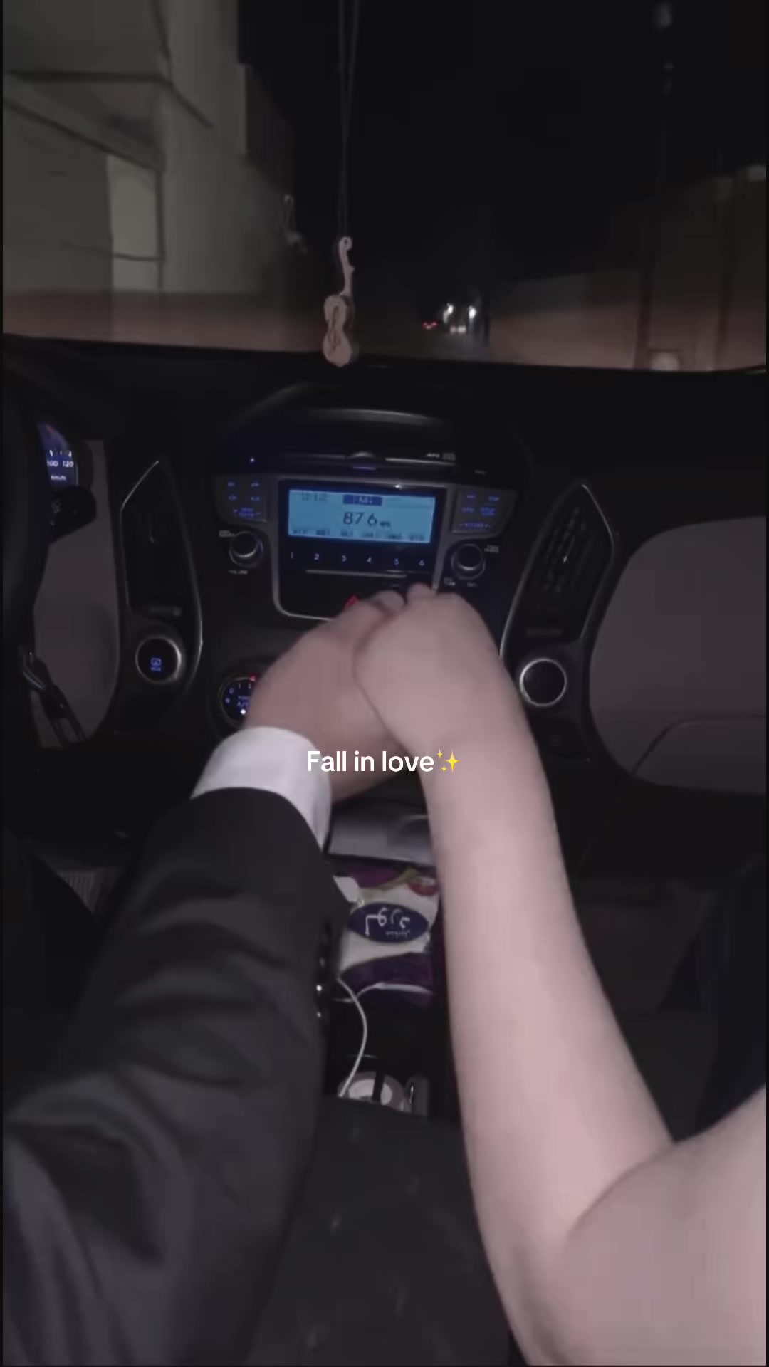 @K!