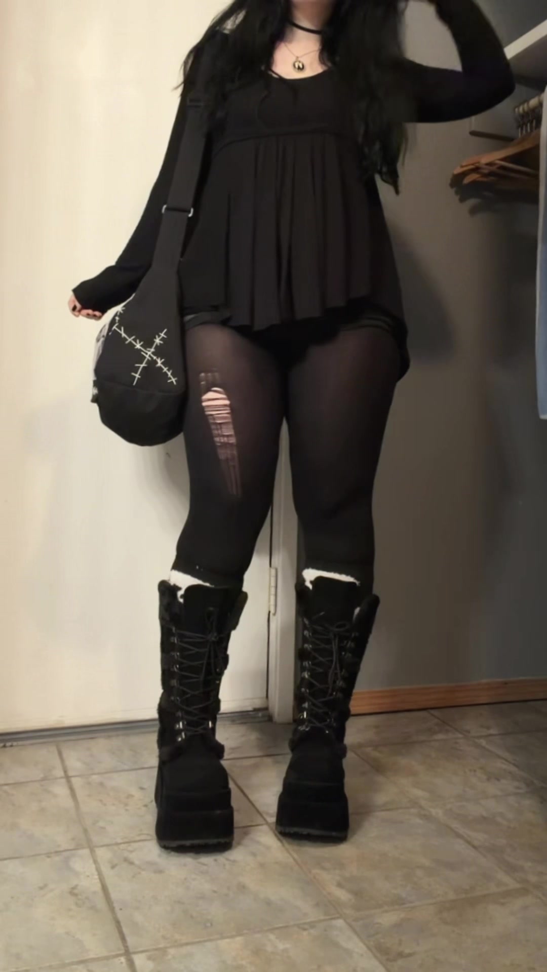 @🧟♀️
