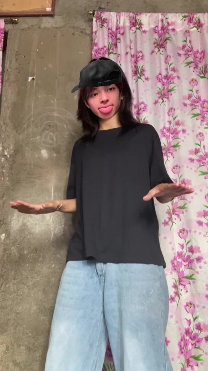 @heyjenzi_