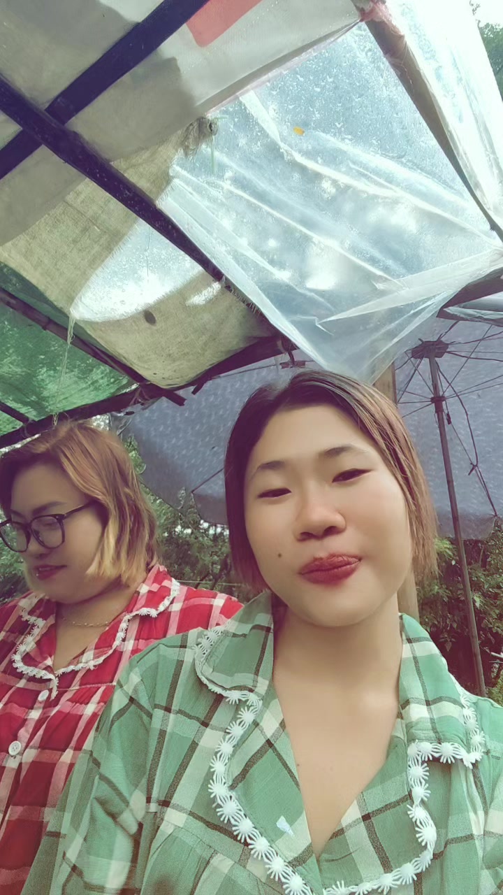 @Trisha (ထရစ်ရှာ)