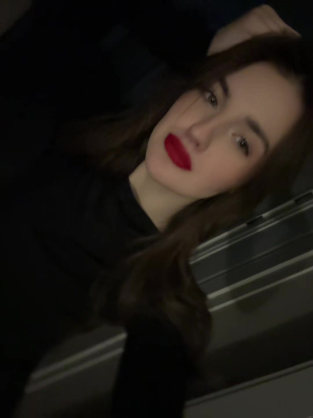 @Лера