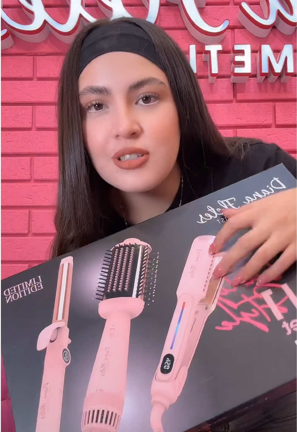 @Diana Fletes Cosmetics